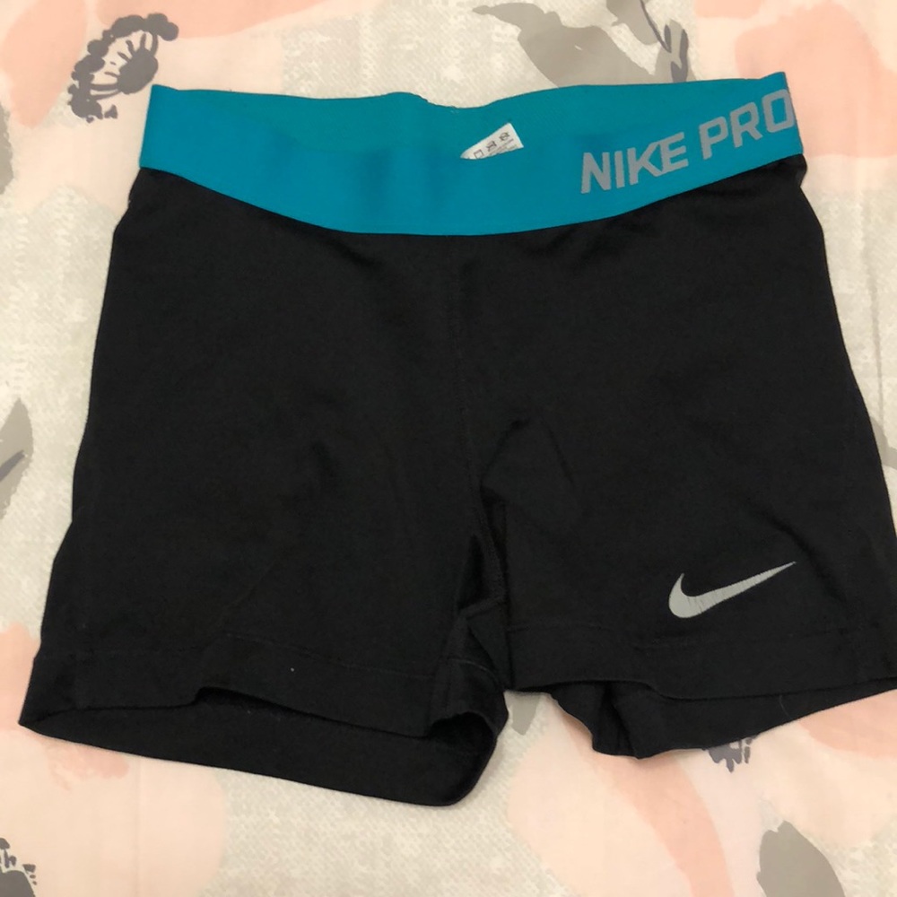 Nike spandex